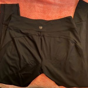 Forever 21 - Black Active Wear Leggings